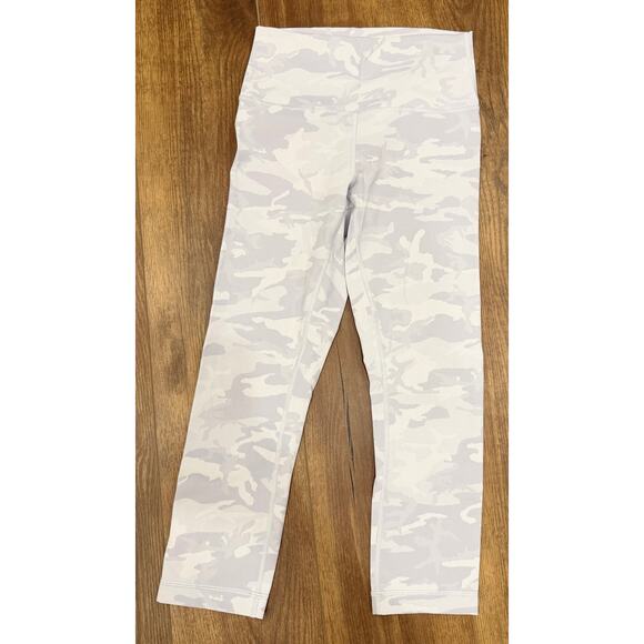 Lululemon Wunder Under High-Rise Crop 23" Leggings in Gray Camo Jacquard size 6 - Picture 2 of 9
